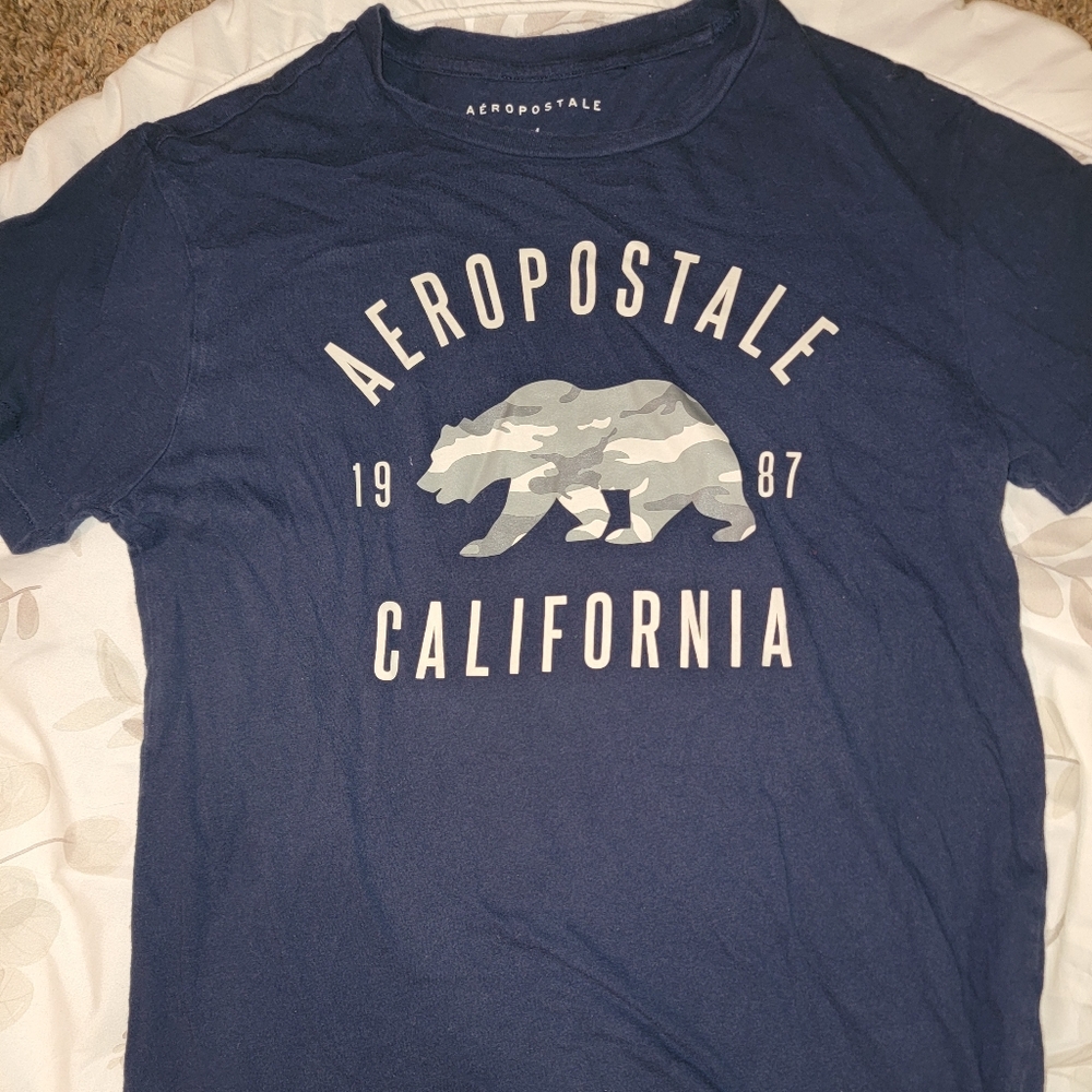 Aeropostale tshirt size medium